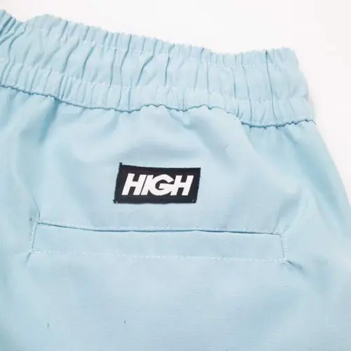 BERMUDA HIGH ESSENTIAL