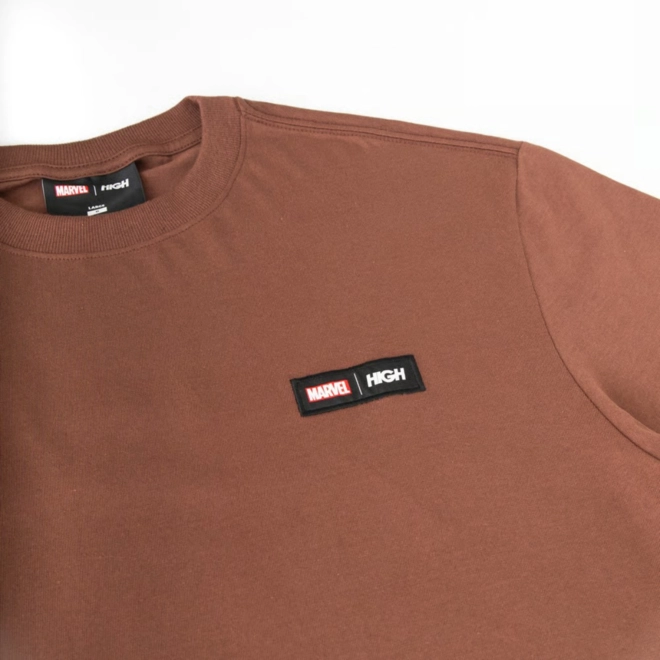 CAMISETA HIGH SQUAD BROWN