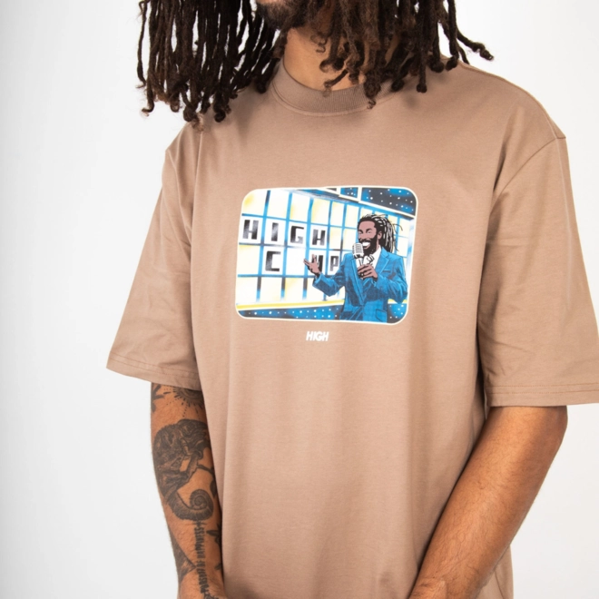 CAMISETA HIGH TV SHOW