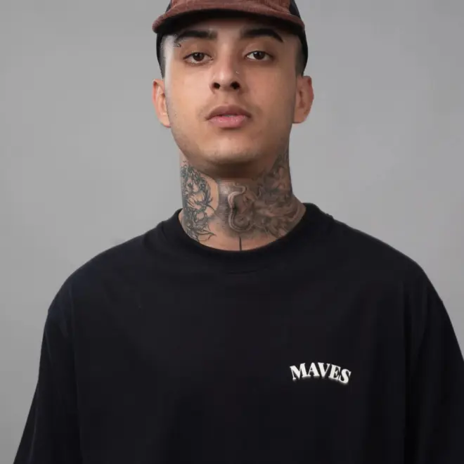 CAMISETA MAVES STORE