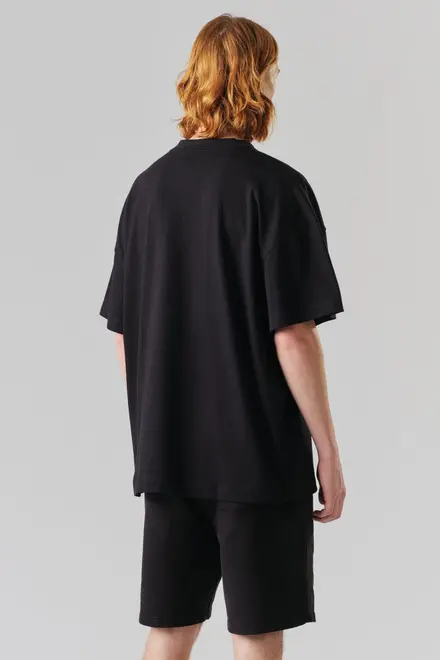 CAMISETA THE SAINT OVERSIZED SOLID