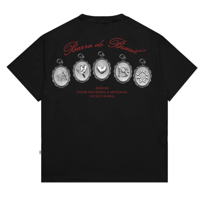 CAMISETA BARRA CREW MEDALHAS PRETA