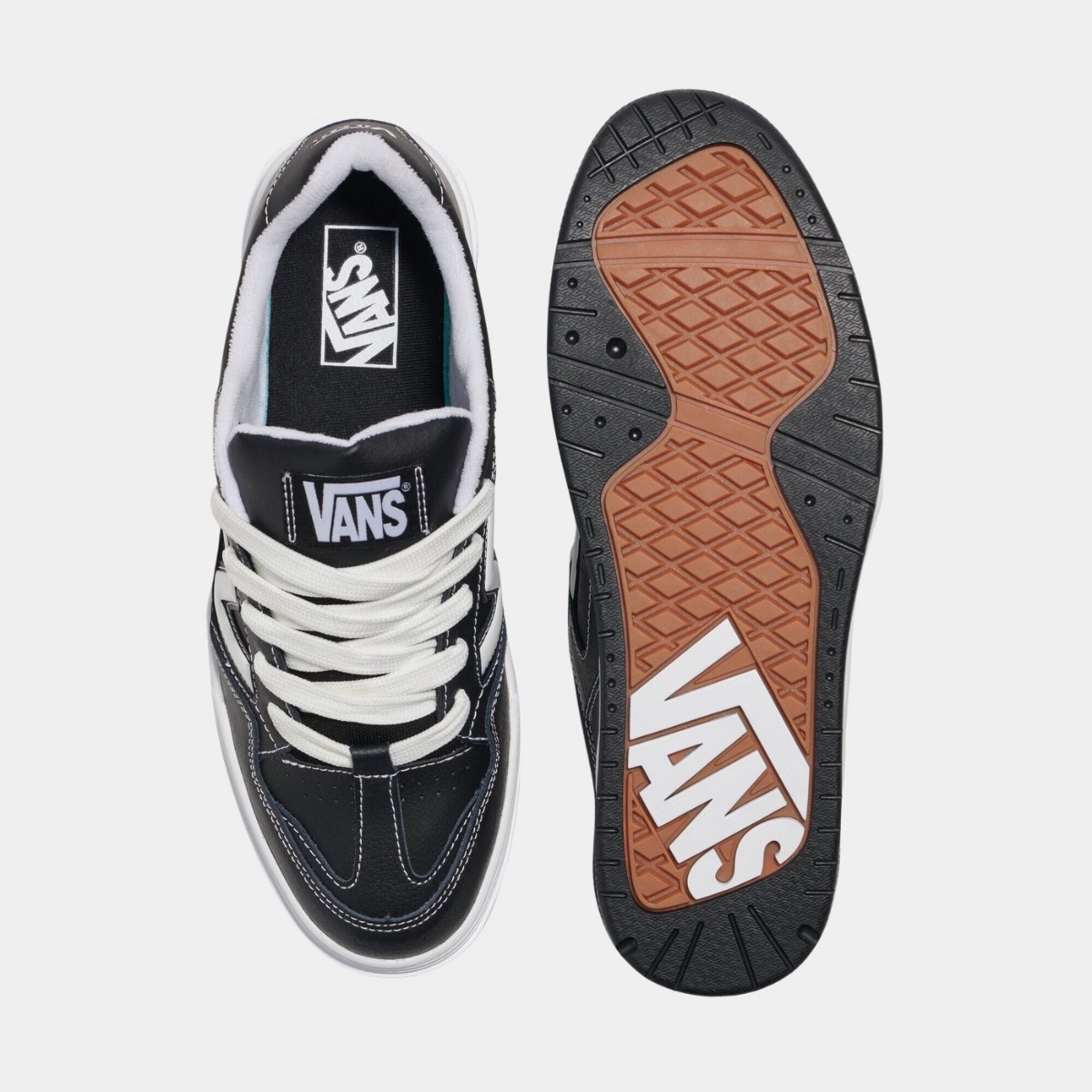 TENIS VANS UPLAND BLACK WHITE