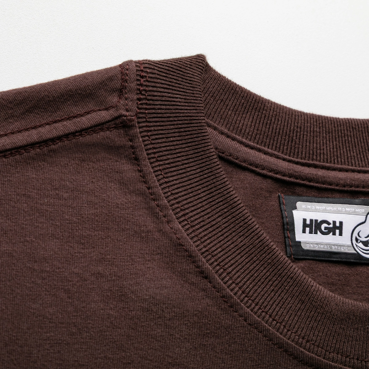 CAMISETA HIGH RAGGED BROWN