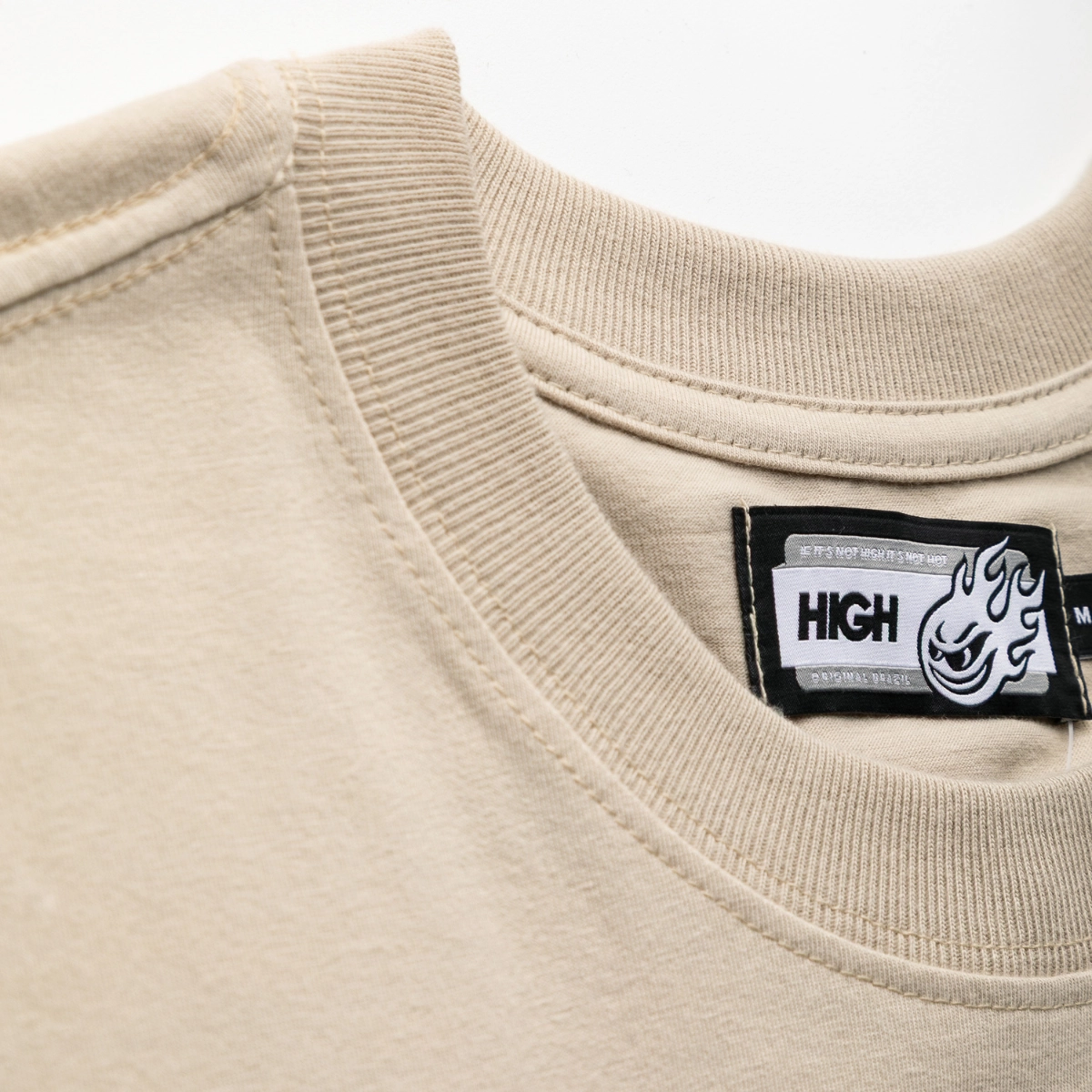 CAMISETA HIGH DROPPED SAND