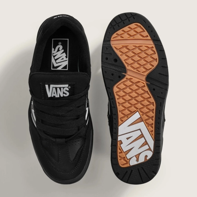 TENIS VANS UPLAND BLACK BLACK WHITE