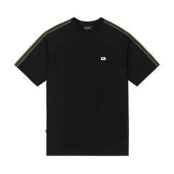 CAMISETA DISTURB STRIPES