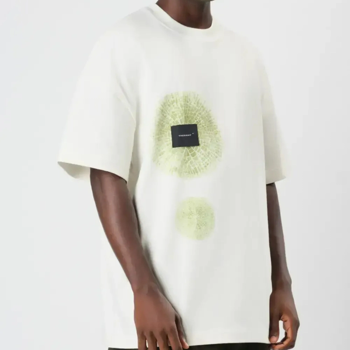 CAMISETA THESAINT OVERSIZED BOTANICA DAGUA