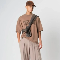 CAMISETA THESAINT OVERSIZED STONED