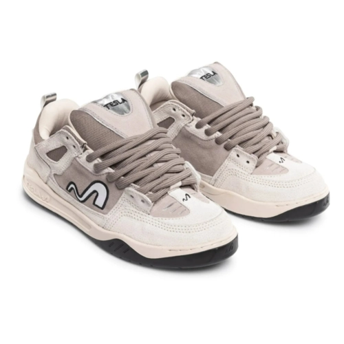 TENIS TESLA NINE SILVER
