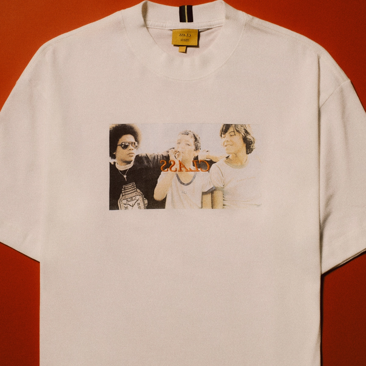 CAMISETA CLASS "FODA-SE" OFF-WHITE