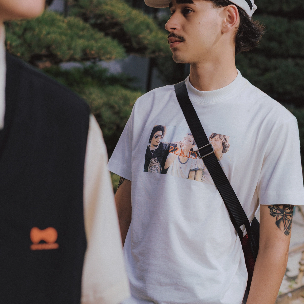 CAMISETA CLASS "FODA-SE" OFF-WHITE