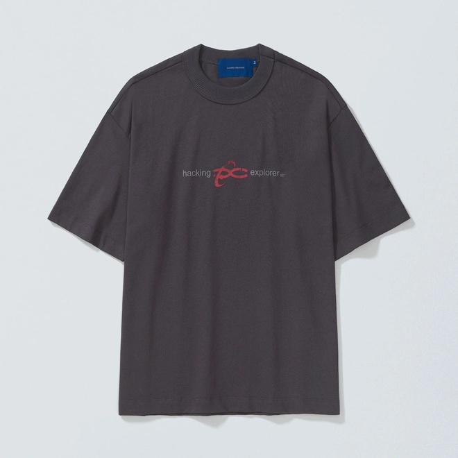 CAMISETA QC HACKING ACTIVITIES BOXY