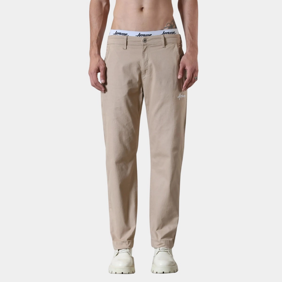 CALÇA RETA APPROVE BASIC BEGE
