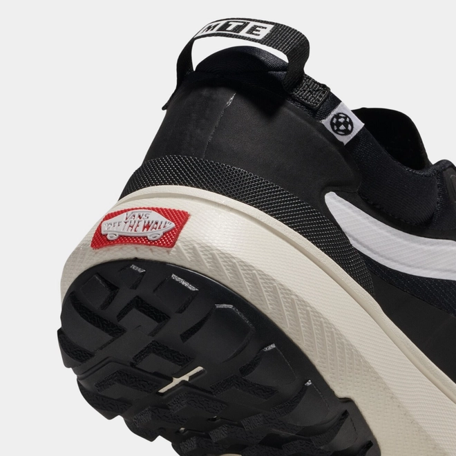 TENIS VANS CROSSPAT MTE BLACK WHITE