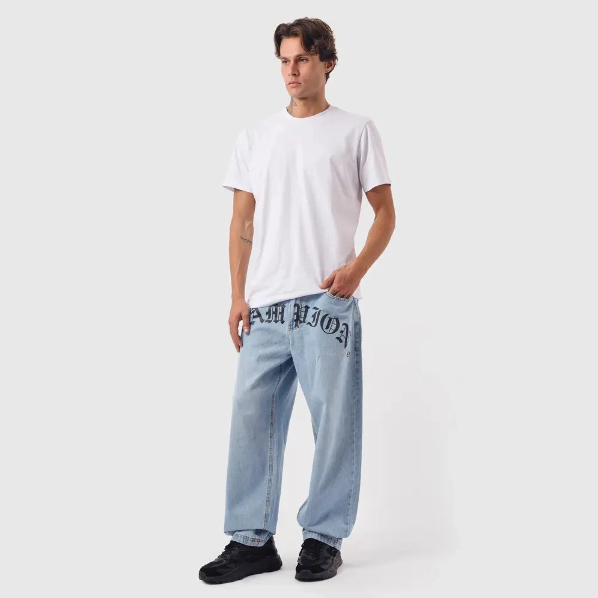 CALCA CHAMPION JEANS OVERSIZED GOTHIC