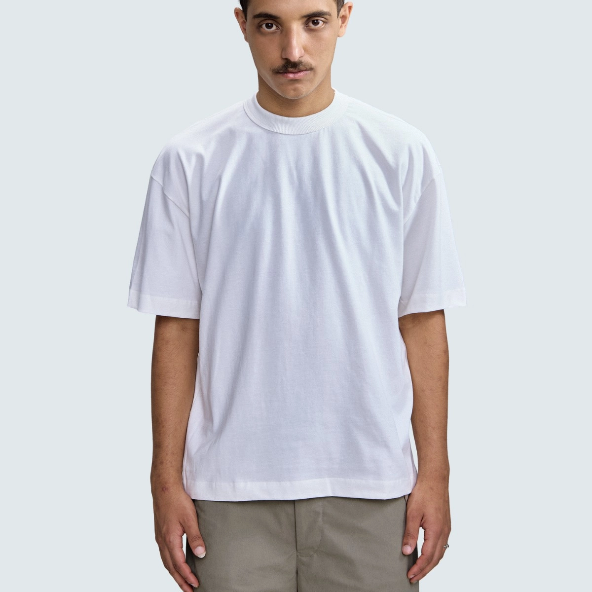 CAMISETA QC MAPS BOXY OFF WHITE