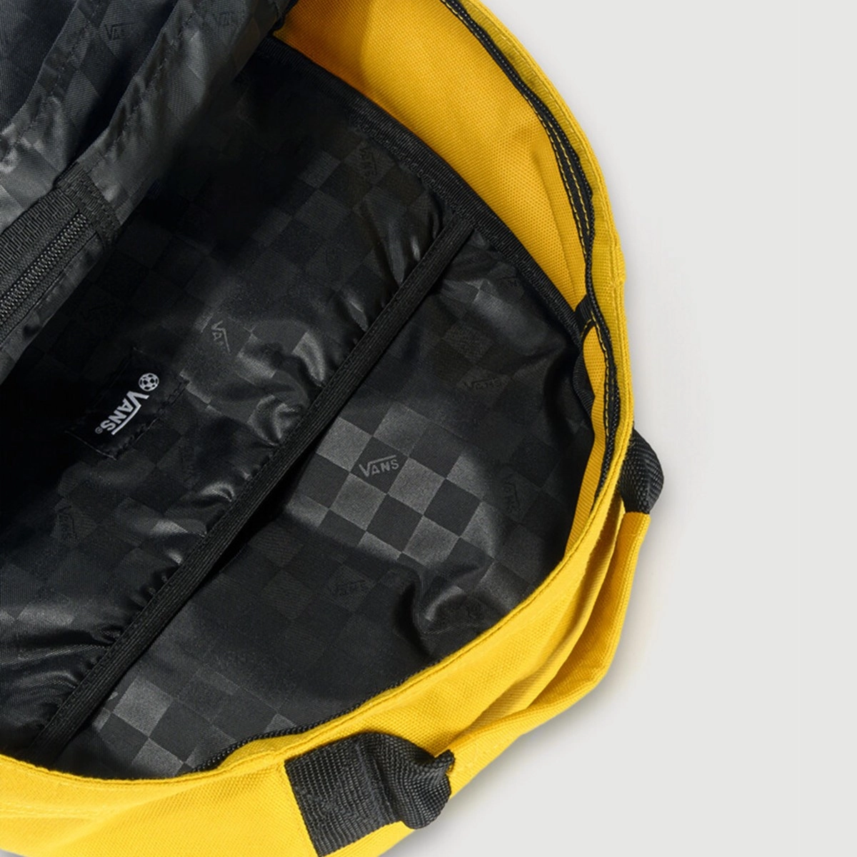 MOCHILA VANS STARTLE HERITAGE MUSTARD