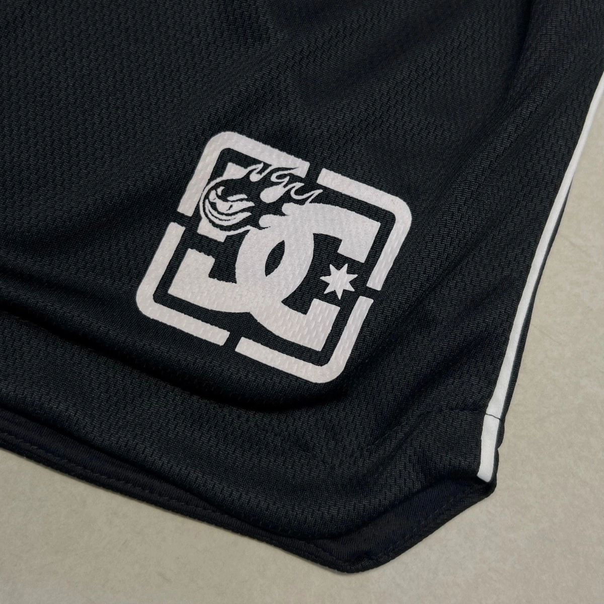 SHORT HIGH x DC MESH BLACK