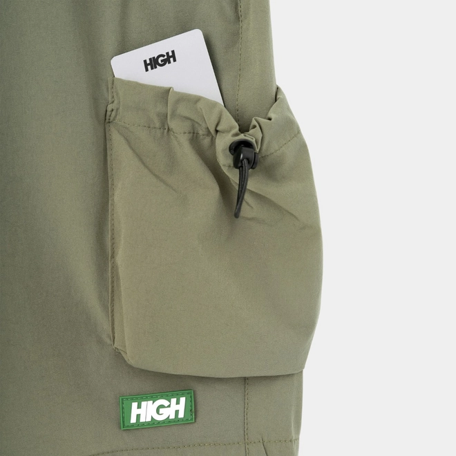 SHORT HIGH CAMPING