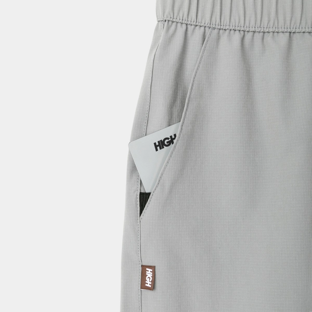 SHORT HIGH MINIMAL PATCH GREY