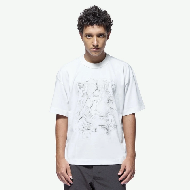 CAMISETA QC MONKEYS BOXY OFF WHITE