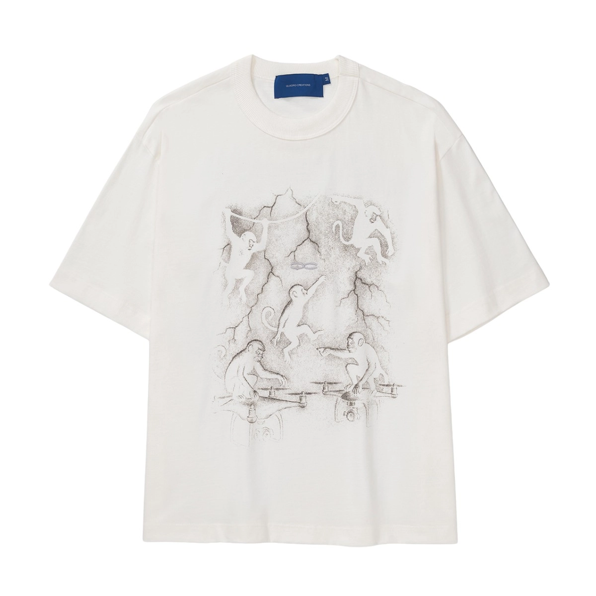 CAMISETA QC MONKEYS BOXY OFF WHITE