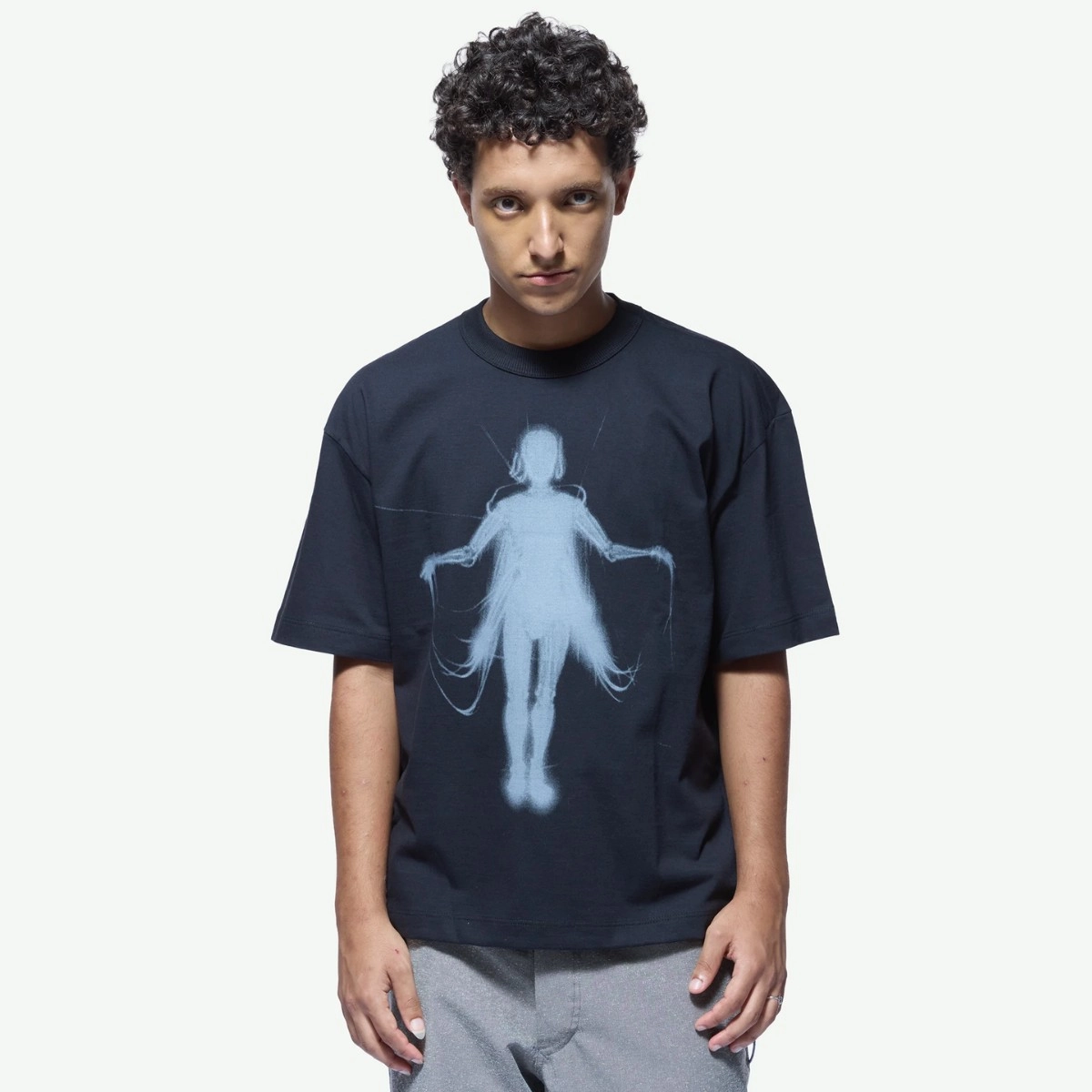 CAMISETA QC ROBOT WIRES BOXY BLACK