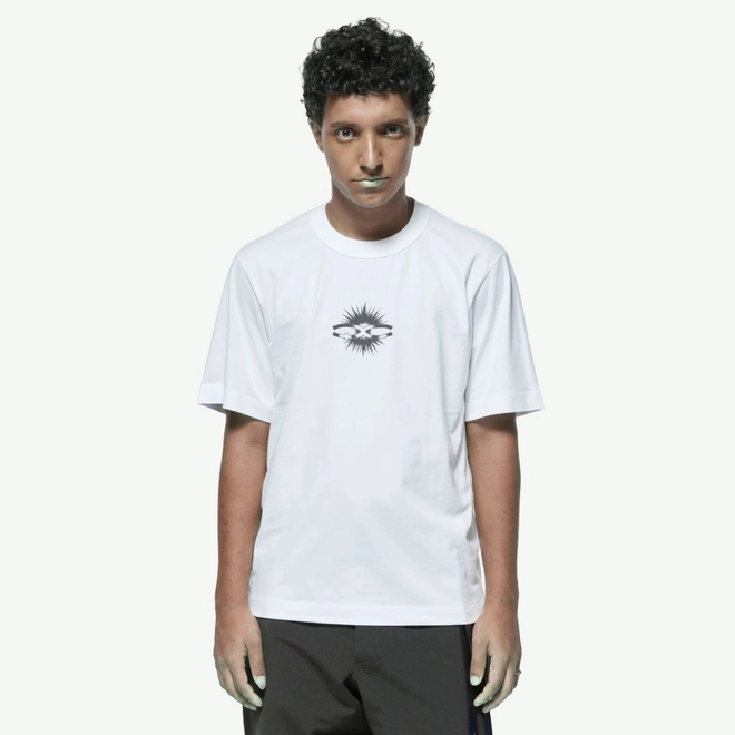 CAMISETA QC LUZ REGULAR OFF WHITE
