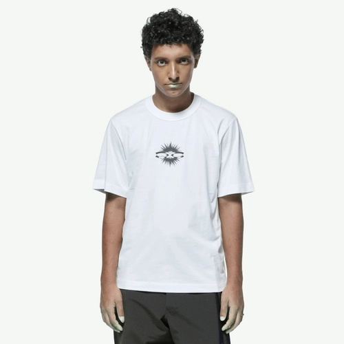 CAMISETA QC LUZ REGULAR OFF WHITE