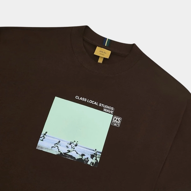CAMISETA CLASS "LOCAL RECORDS" BROWN