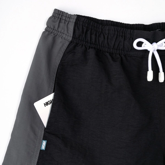 SHORT HIGH RUNNER BLACK