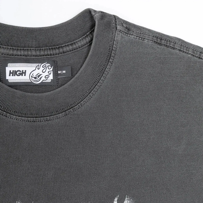CAMISETA HIGH FREDDY FLAMES STONED