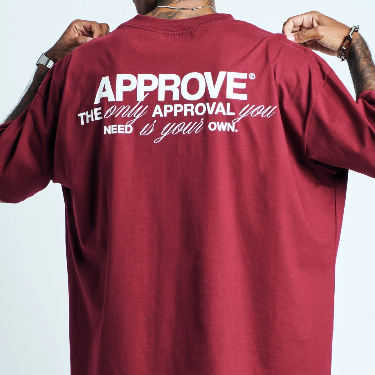 CAMISETA HUGE APPROVE TIMELESS