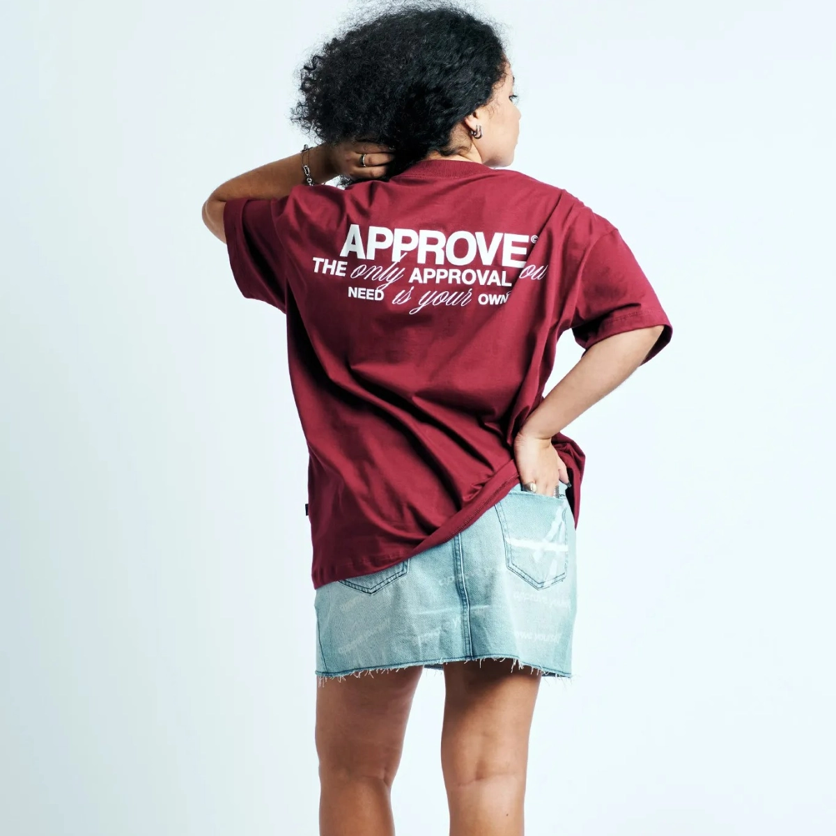 CAMISETA HUGE APPROVE TIMELESS