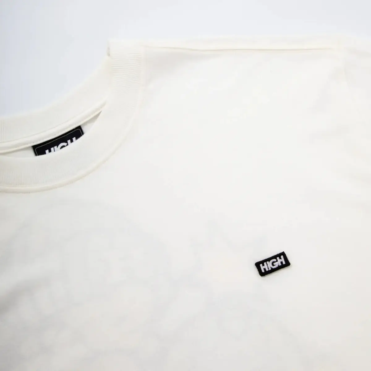CAMISETA HIGH REBEL WHITE