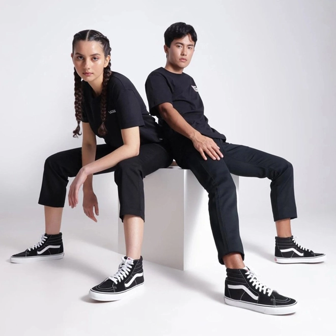 TENIS VANS SK8-HI BLACK WHITE