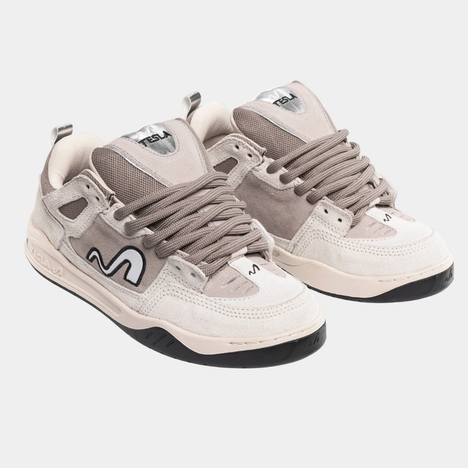 TENIS TESLA NINE SILVER