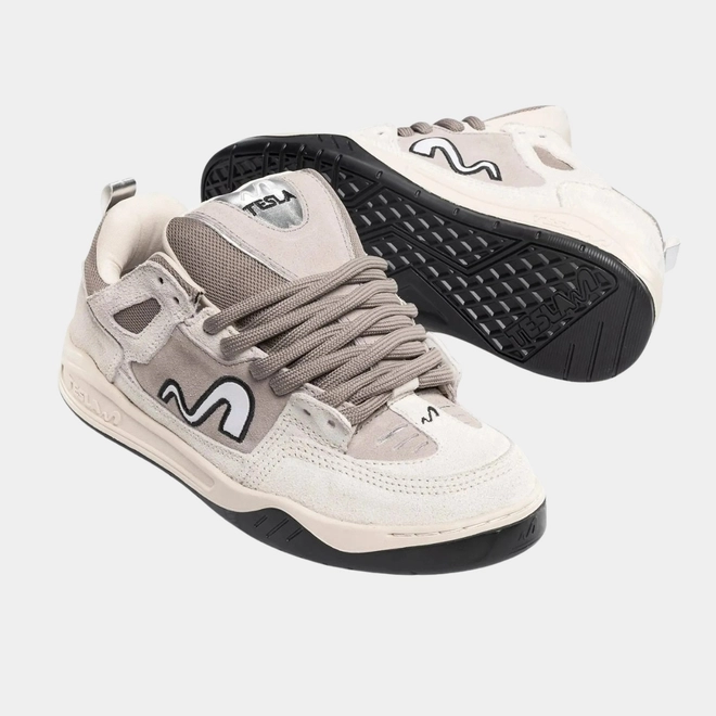TENIS TESLA NINE SILVER
