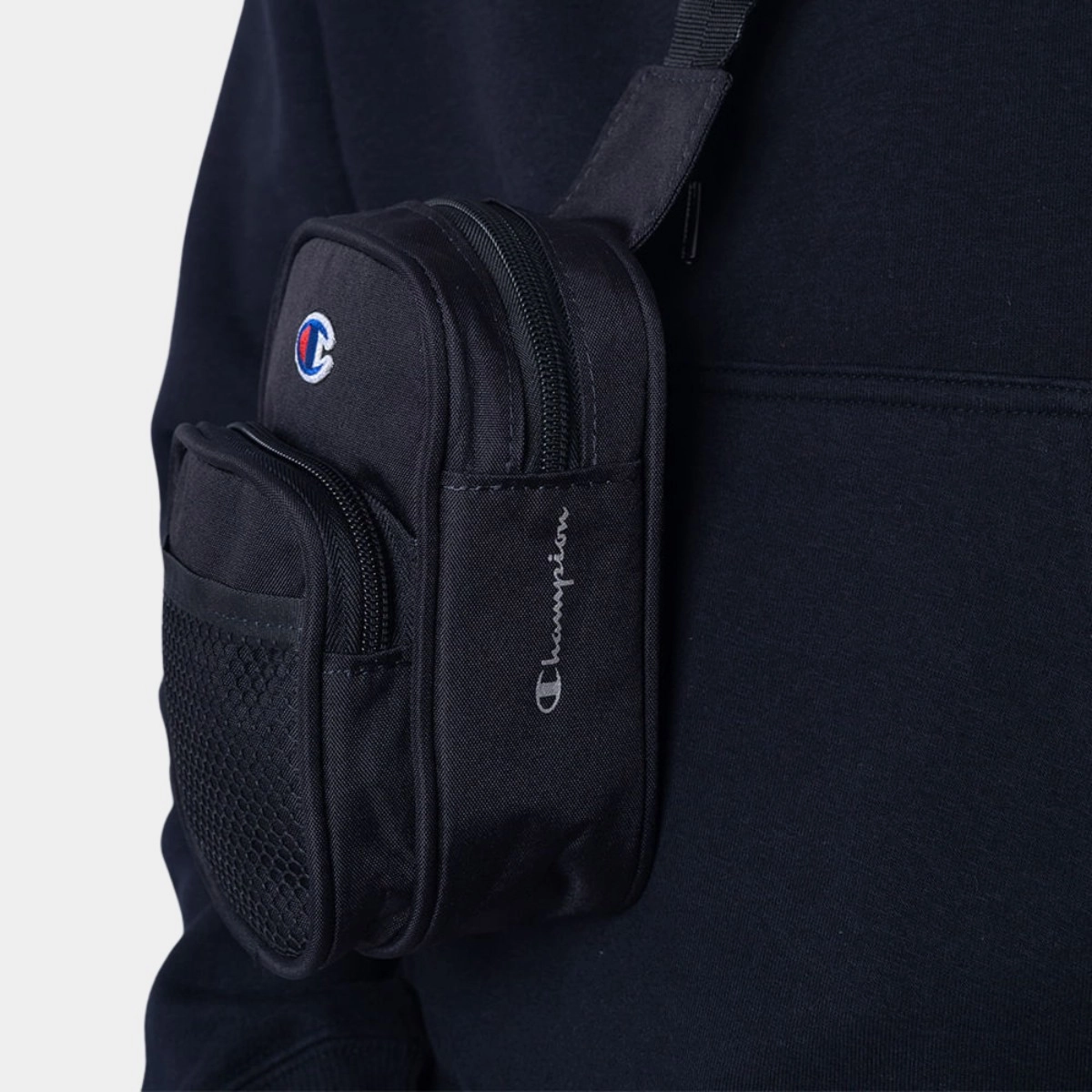 BAG CHAMPION SHOULDER FIT SCRIPT