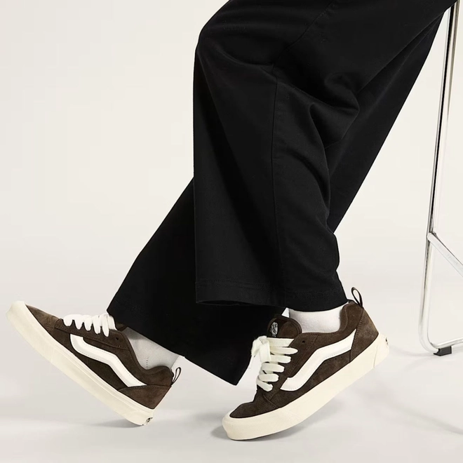 TENIS VANS KNU PIG COAL BROWN