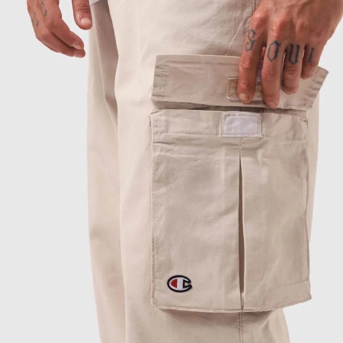 CALÇA SARJA CHAMPION LIFE CARGO C PATCH