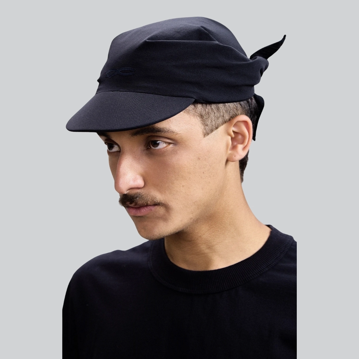 QUADRO CREATIONS BUTTERFLY KNOT HAT BLACK 2.0
