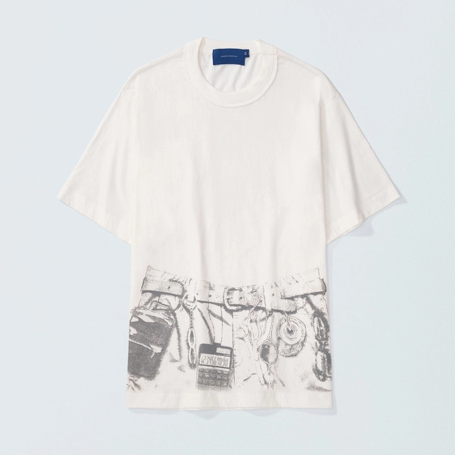 CAMISETA QC GADGETS REGULAR OFF WHITE