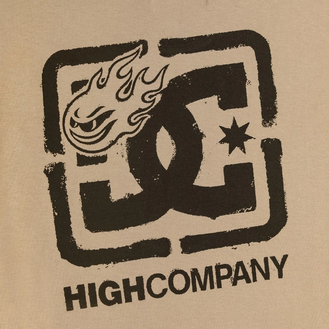 CAMISETA HIGH x DC SPRAY BEIGE