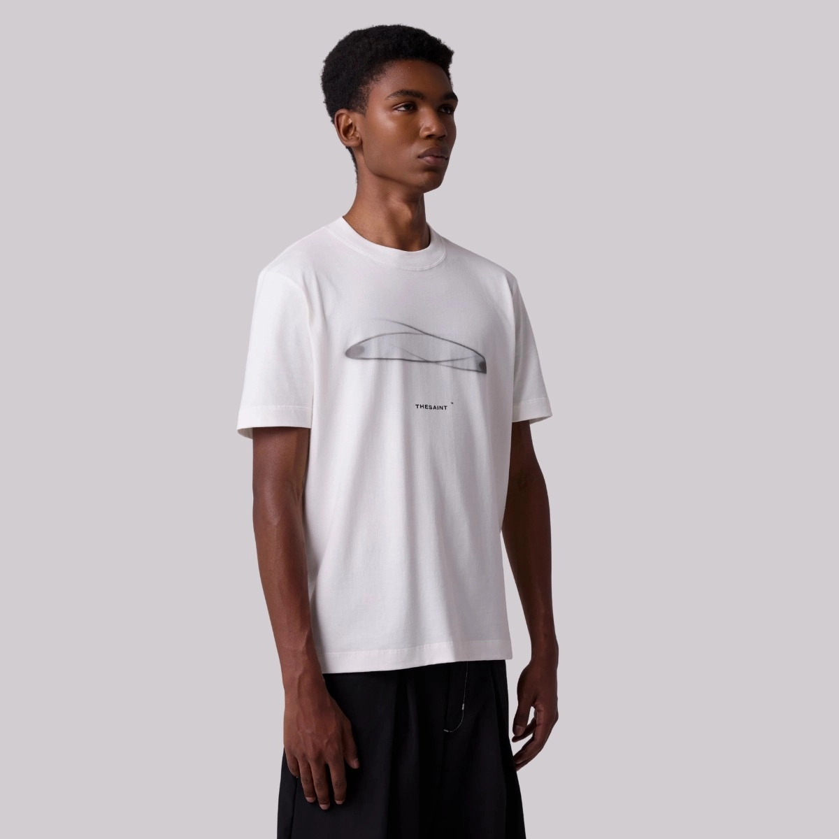 CAMISETA THESAINT COMFORT BLACK HOLE