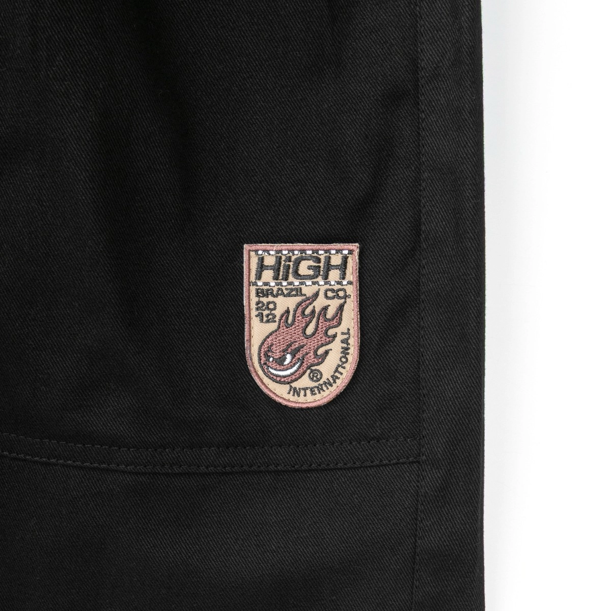 SHORT HIGH FLAMMES CREST