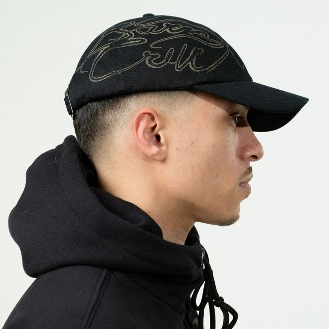 BONE SIX PANEL "ASSINATURA" PRETO HIGH a/c BARRA